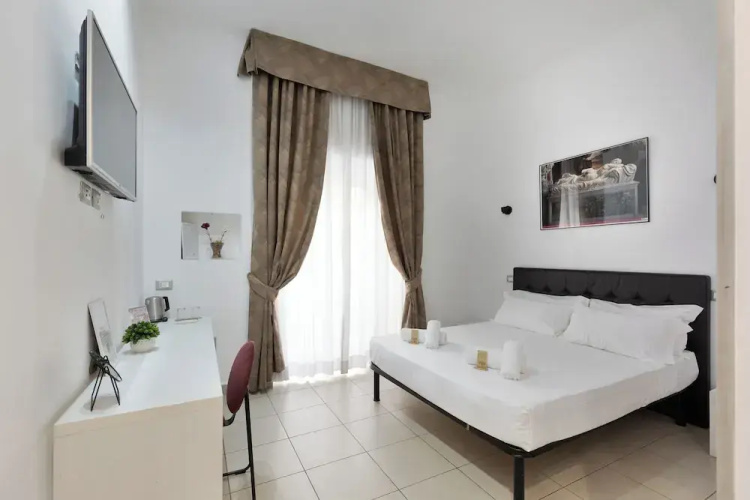 Ena Guest House