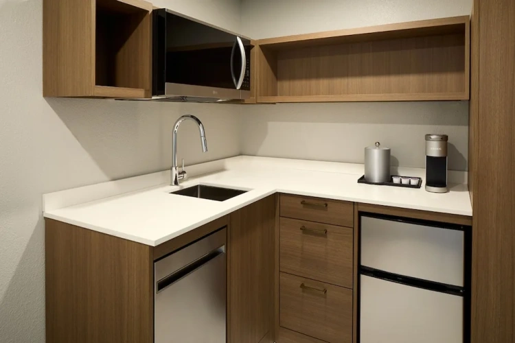 1 Bedroom Suite with balcony