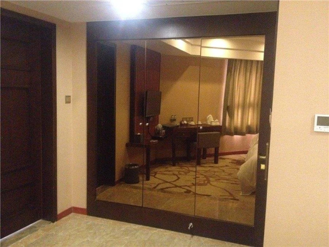 Simaier Jingya Hotel