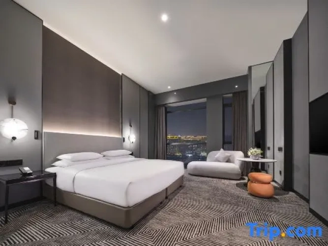 2 Bedrooms Suite