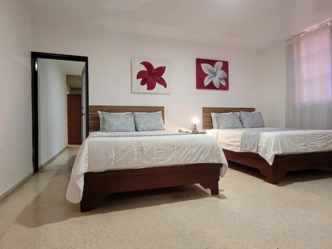 Aparta Hotel Drake