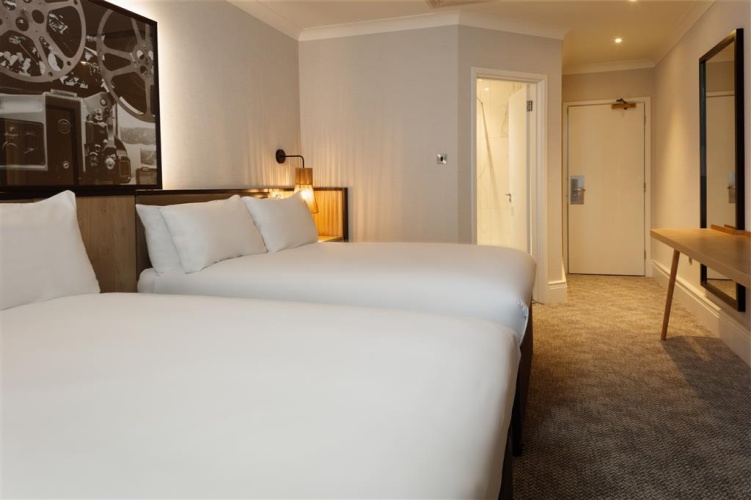 DoubleTree by Hilton London Elstree photo 6