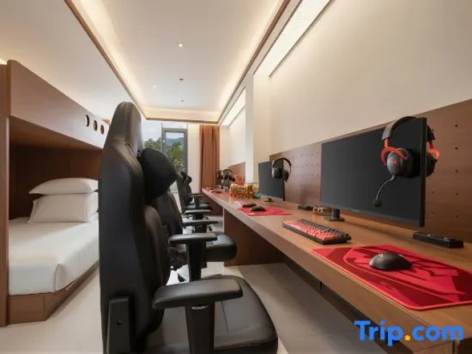 Bed in Dorm
