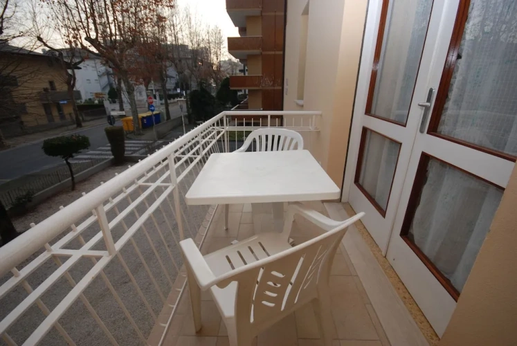 1 Bedroom Apartment with balcony