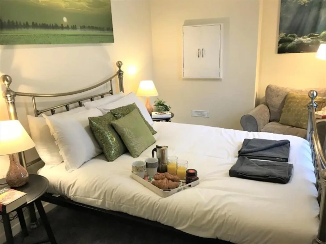2 Bedrooms Double Cottage