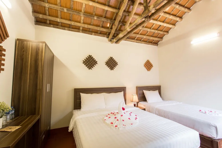 Amira Homestay