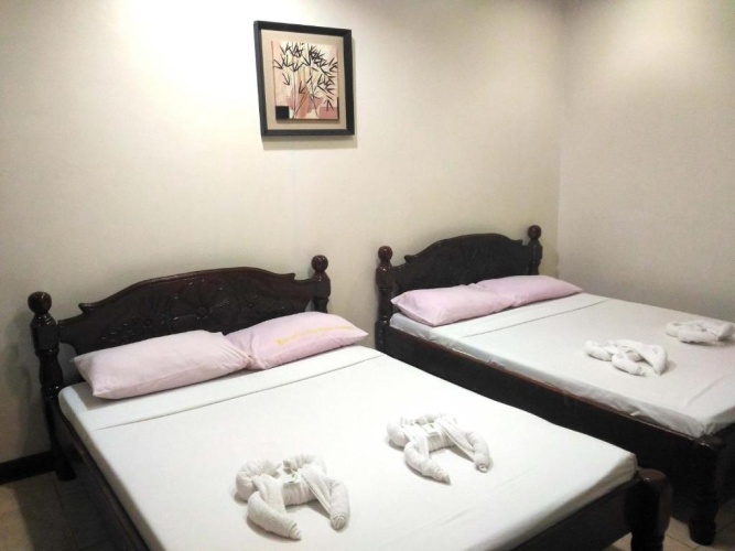 Deluxe Quadruple room