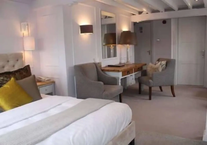 Double Junior Suite with city view
