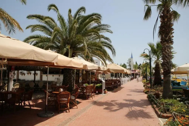 UzHan Beach Hotel