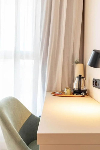HQ Arena Hotel