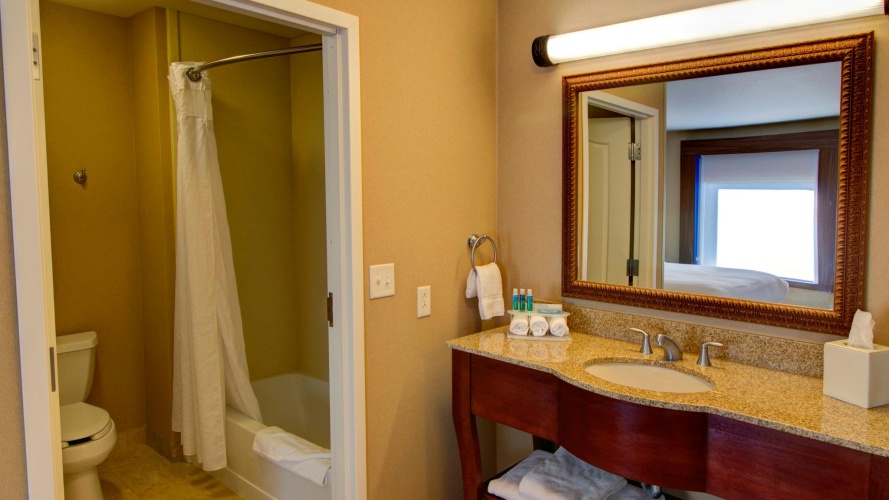 Quadruple Suite