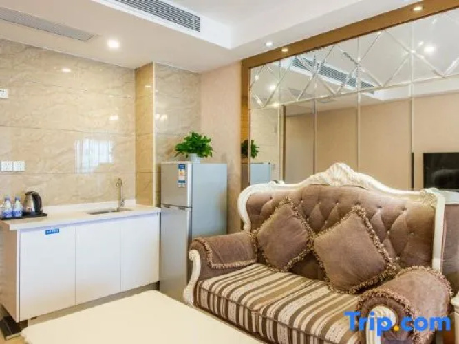 Pengcheng Apartment