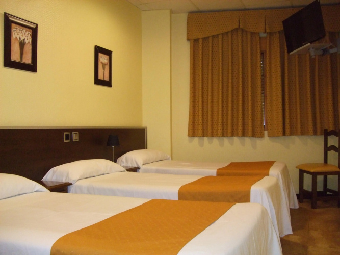 Hotel Complutense