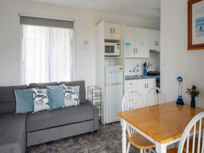 1 Bedroom Bungalow
