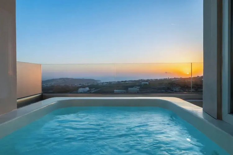 2 Bedrooms Villa