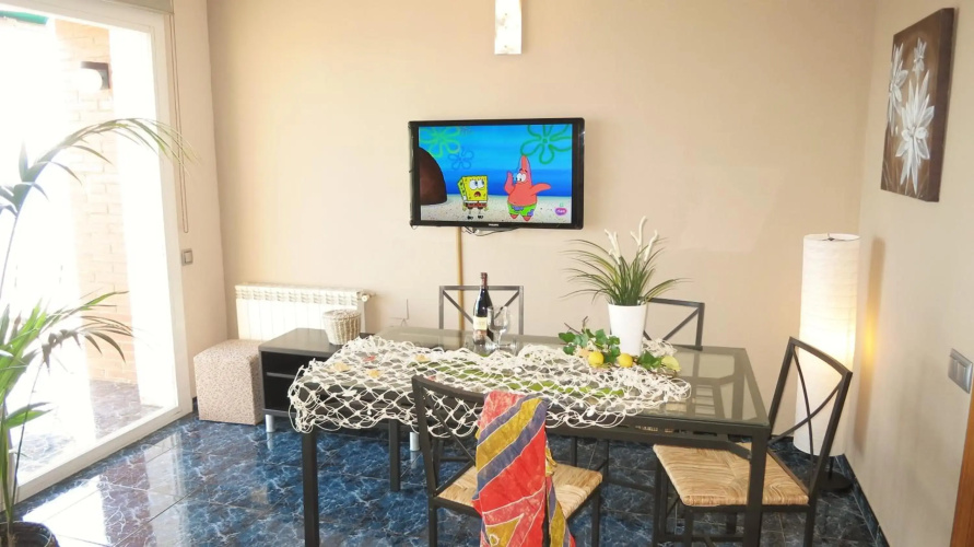 Bianca Seaview & Beach Apartment