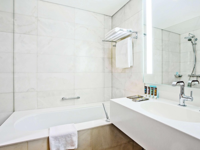 Novotel Abu Dhabi Al Bustan photo 10