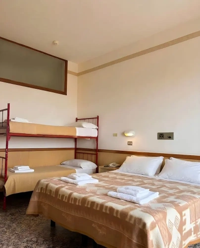 Standard Quadruple room with balcony and with sea view