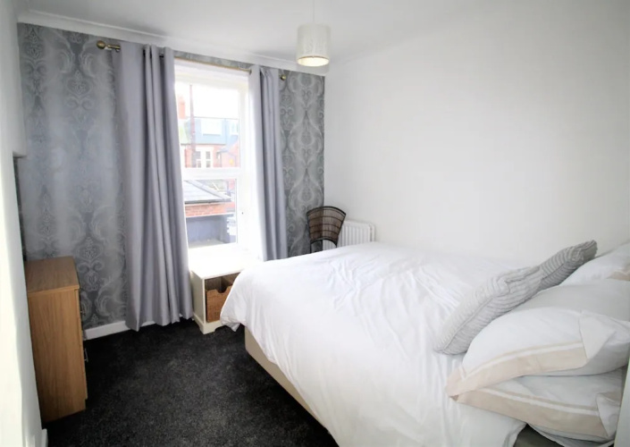 Sleeps 9 - Large Period Property -beautiful Refurb