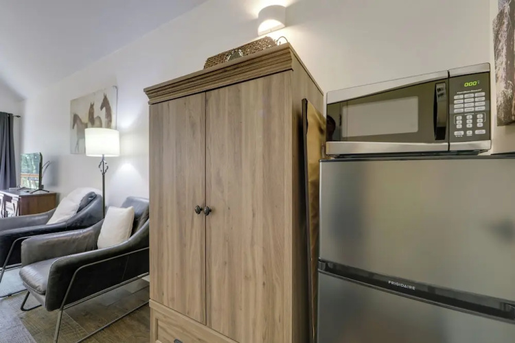Resort Studio 1/2 Mi to Ski Sapphire Valley!