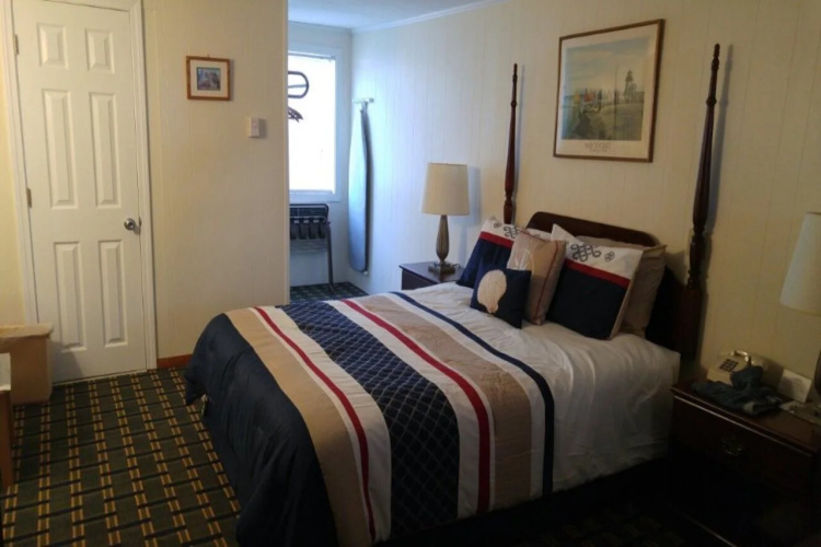 Ocean Breeze Motel