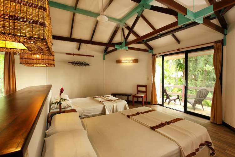 Hotel Villa Maya - Flores