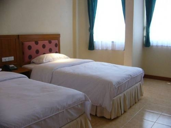 Sunwest Apartment