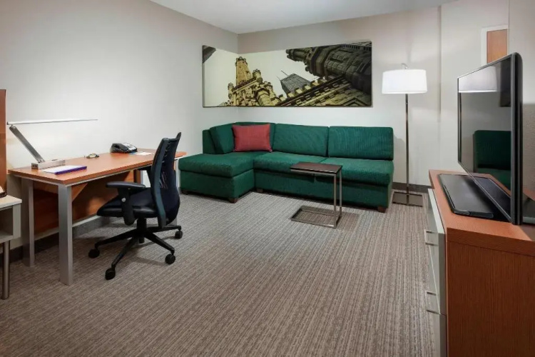 Springhill Suites by Marriott Chicago Downtown/ River North