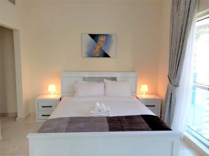 Supreme 2bedroom With Balcony in Business Bay