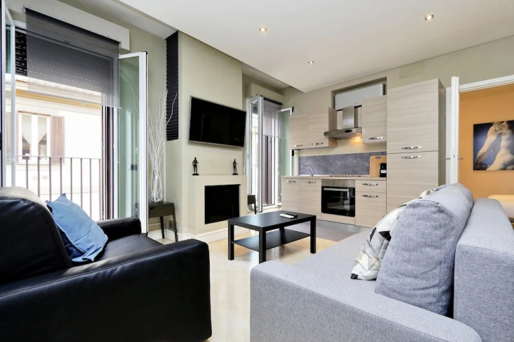 Spanish Steps Modern Apartment Balcony