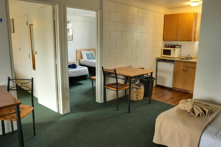Alpha Motor Inn