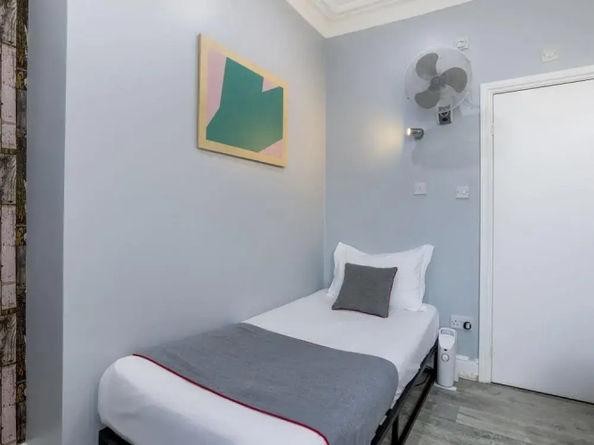 Oyo Sino Hotel