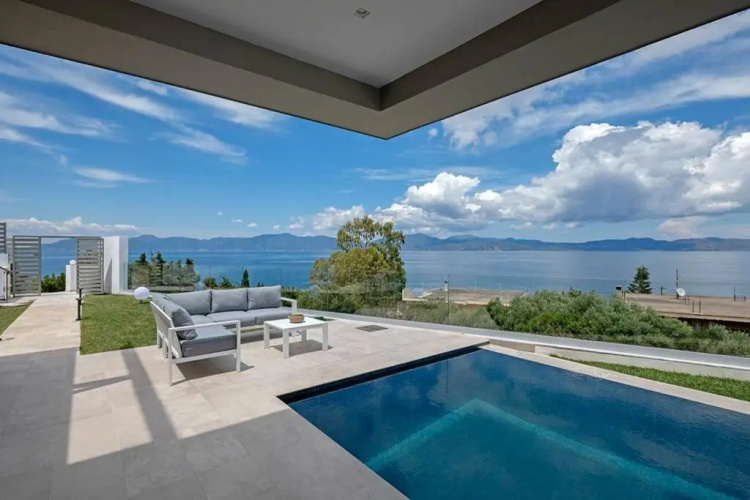 Villa Theologos