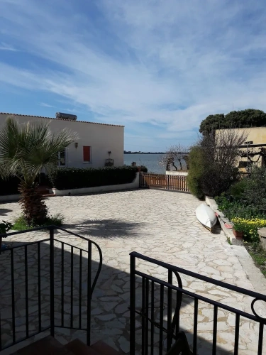 Deluxe Double room with balcony and with courtyard view