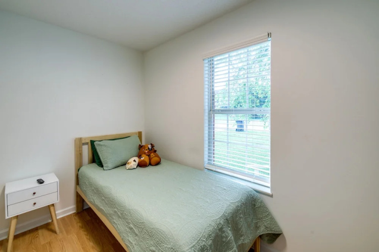 Pet-friendly Pigeon Forge Home w/ Deck!