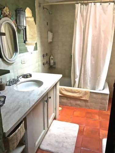 Standard Cottage