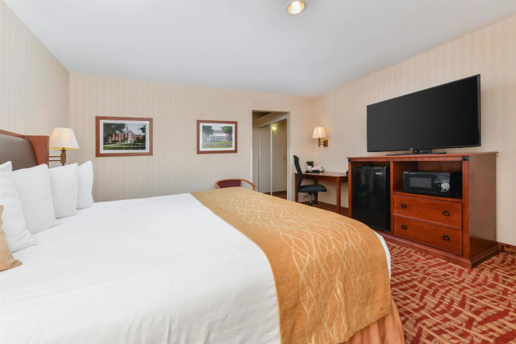Inn on Storrs