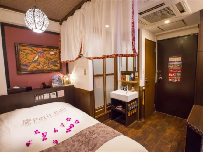 Petit Bali Ikebukuro - Adults Only