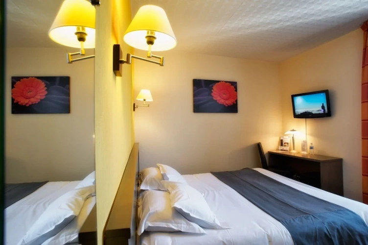 Standard Double room with view