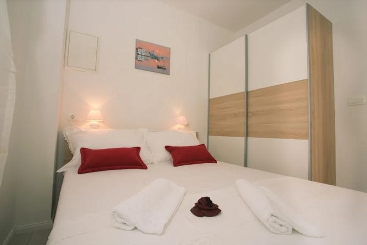 Apartments Kampanel