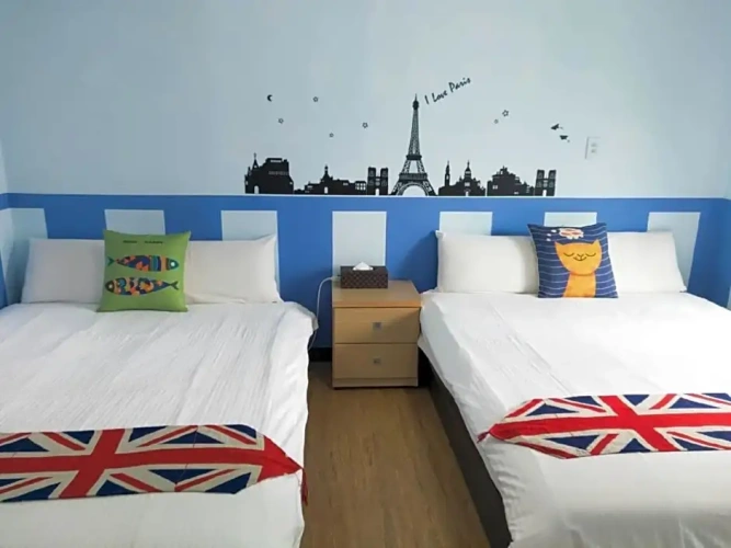 Standard Twin room with balcony