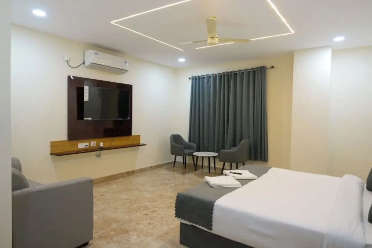 Luxury Suite