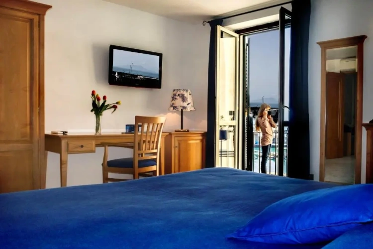 Standard Double room with sea view