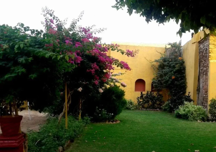 Daulat Niwas Hotel