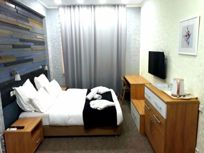 Deluxe Suite