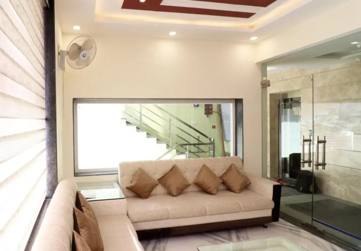 OYO 22356 Heaven Grand