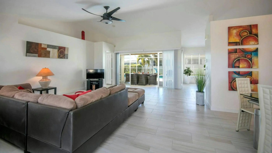 !NEW! Villa Happiness