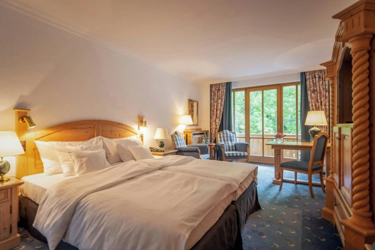 Comfort Double room with balcony and with mountain view