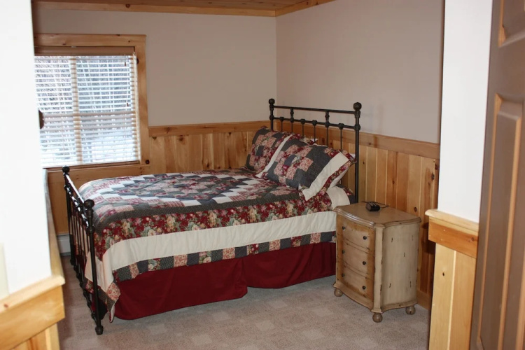 Lake Parlin Lodge & Cabins