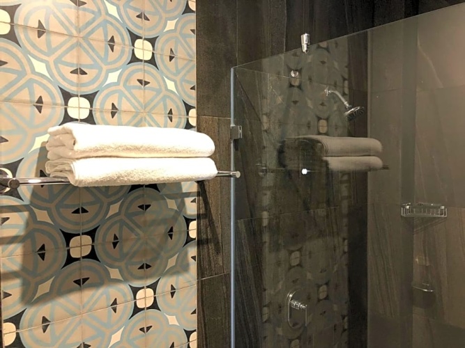 Standard Suite